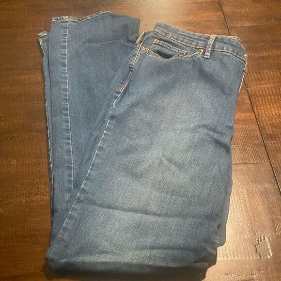 Gloria Vanderbilt All around slumming Jean size 10 Rail Straight - Picture 1 of 5